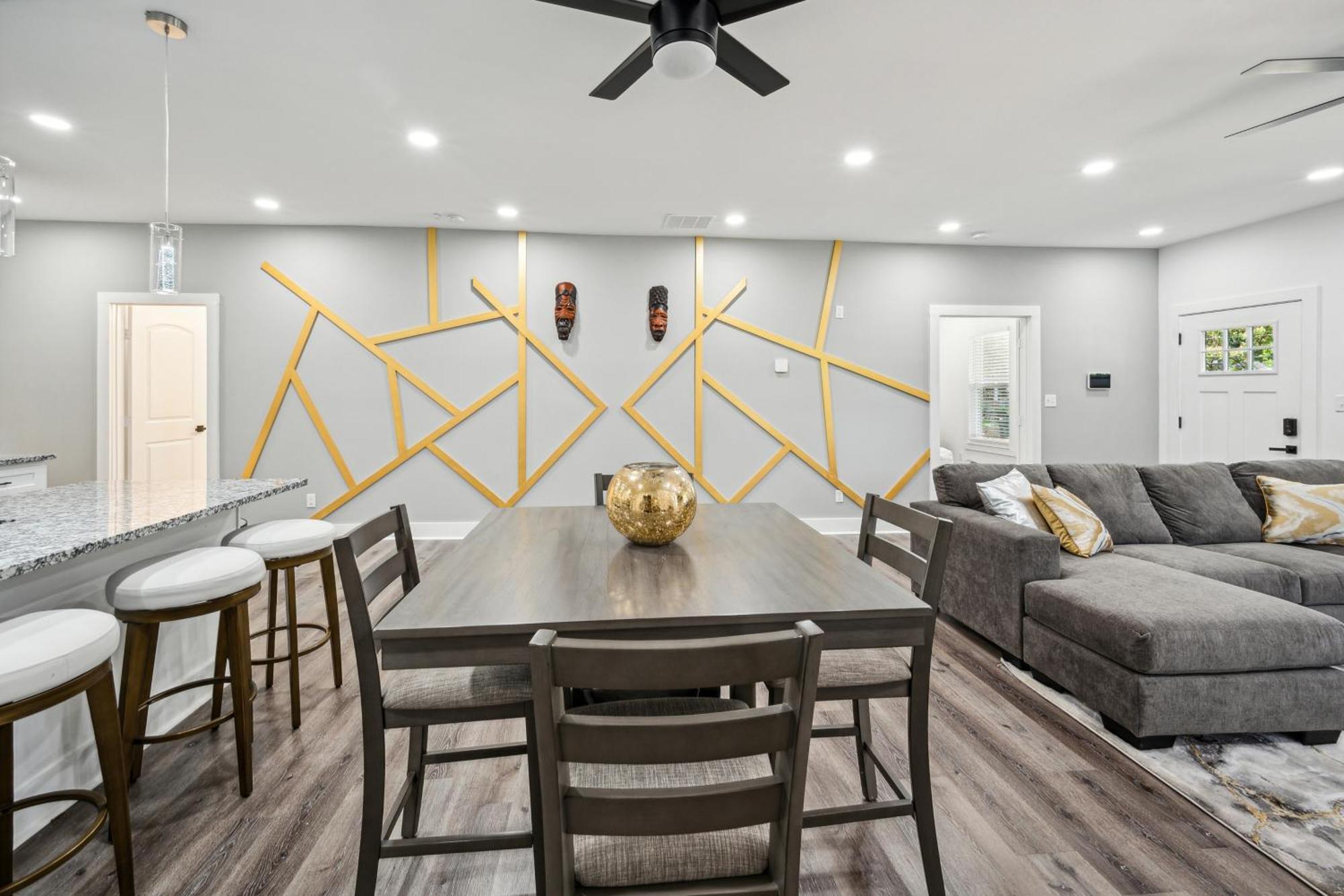 Centrally Located Home In Atlanta-10 Mins From Ga Aquarium, Mercedes Benz Stadium, & Much More מראה חיצוני תמונה